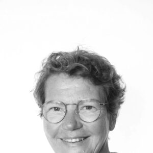 Connie Lund (CL)