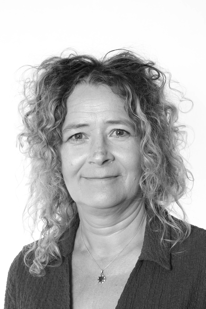 Lone Mølholm Bertelsen (LH)