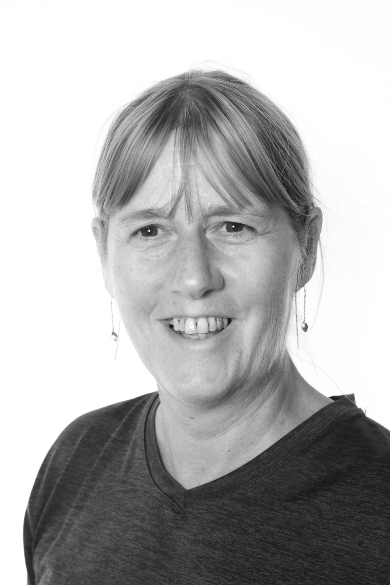 Lise-Lotte Kristiansen (LK)