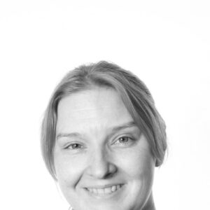 Theresa Møller Nielsen (TN)
