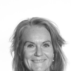 Synne Lindum Haagensen (SY)