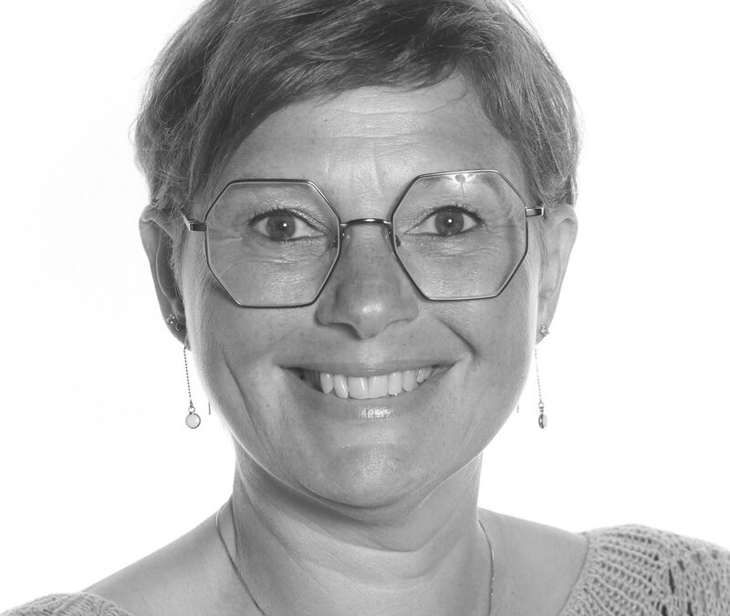 Tina Skau Zeiler (TS)