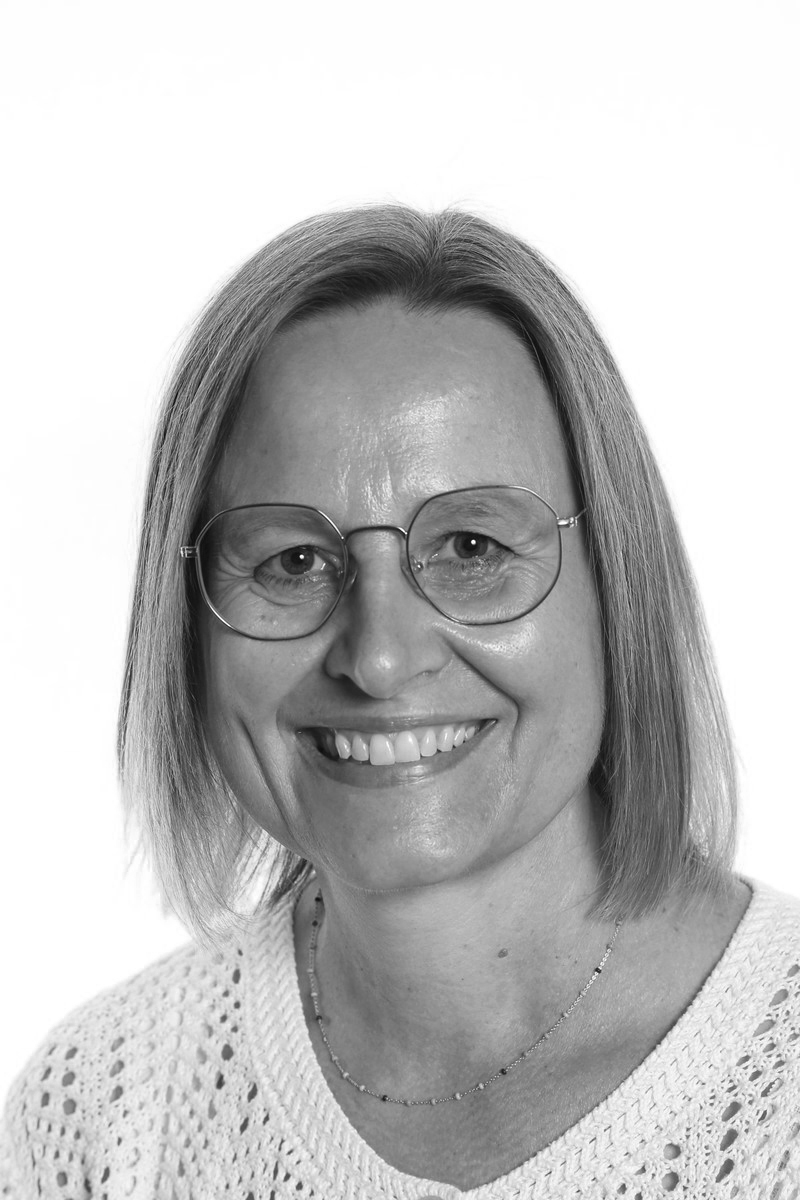 Mette Wøjcik Henriksen (MW)