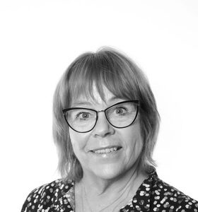 Yrsa Høyer (YH)