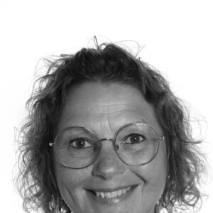 Tina Skau Zeiler (TS)