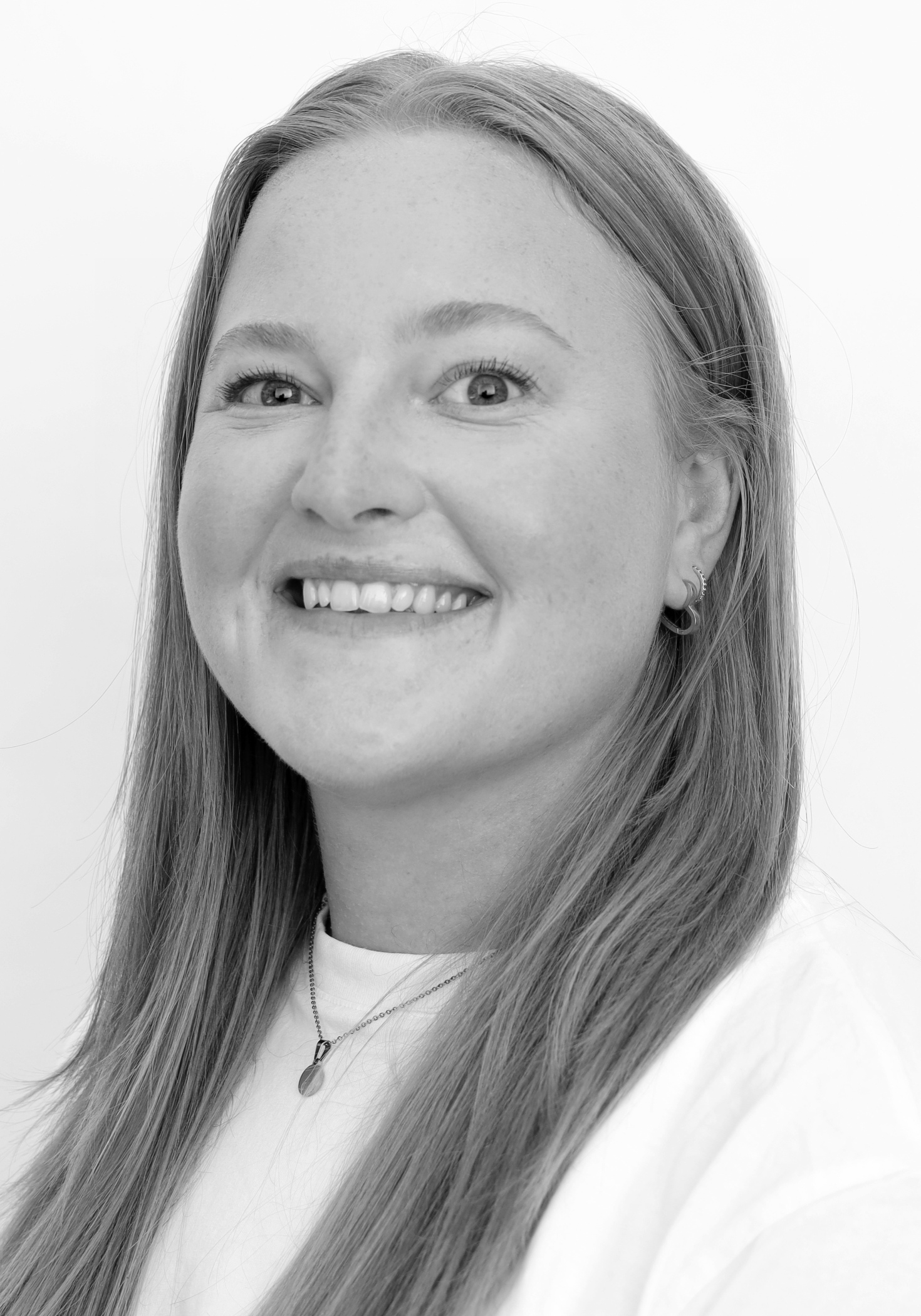 Kia Mia Henriksen (KMH)