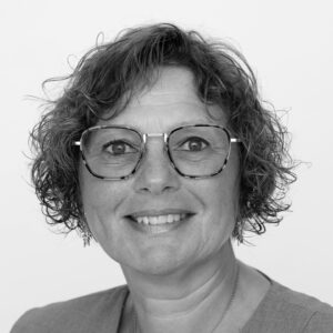 Tina Skau Zeiler (TS)